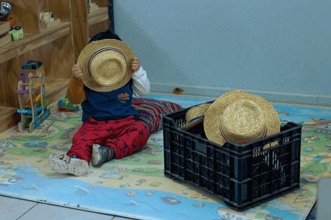 El reciclaje es utilizado para la protección y el trabajo con familias en el jardín infantil Arcoíris 