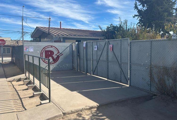 Liceo de Andacollo en crisis